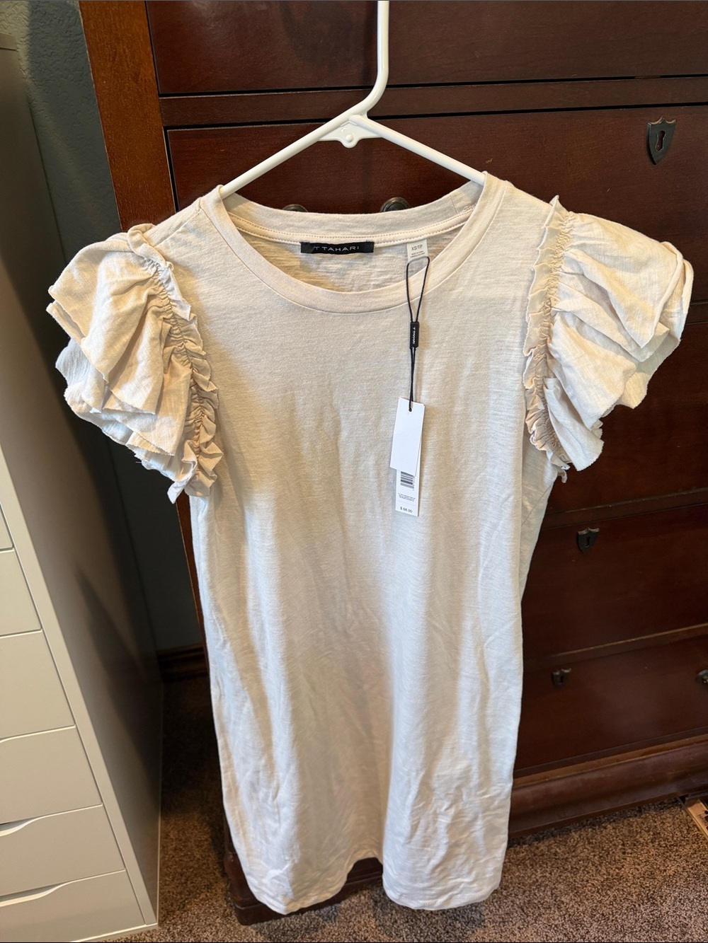 Tahari Cream Ruffle Sleeve Short Sleeve Tee